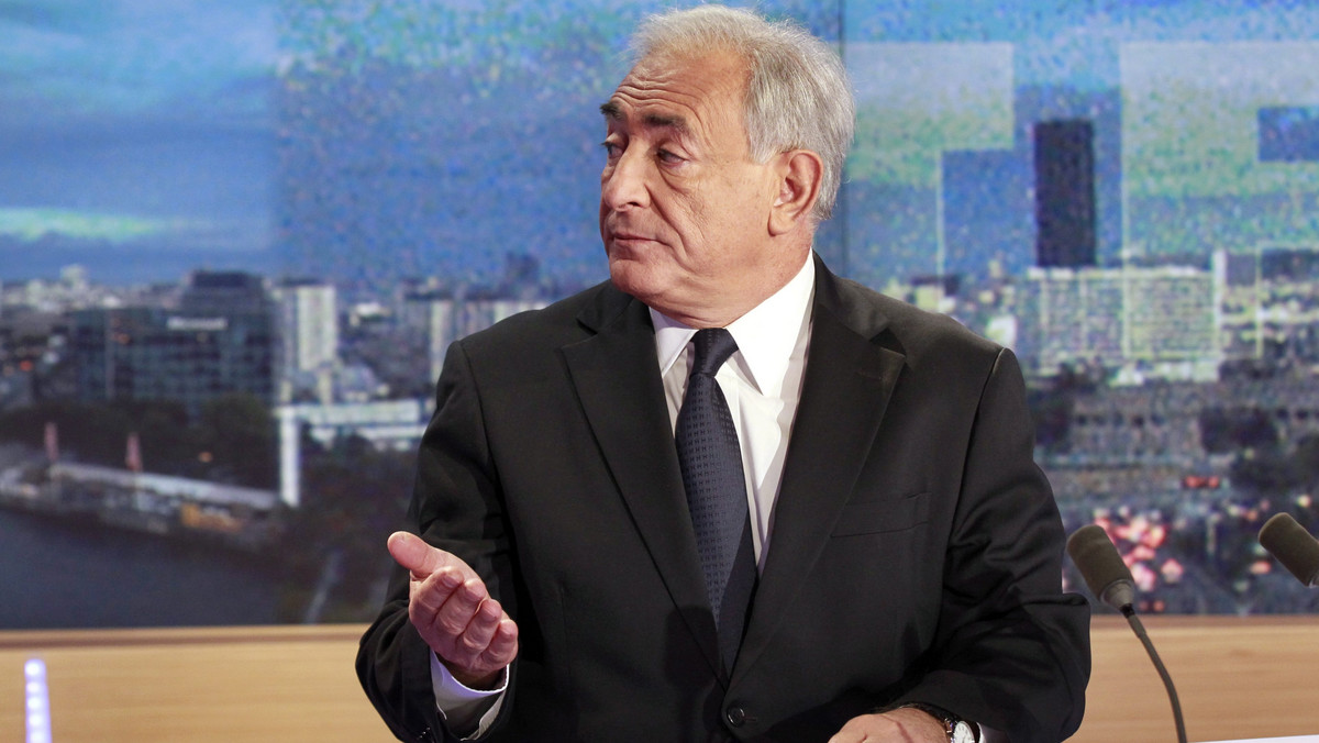 Były szef MFW Dominique Strauss-Kahn, udzielając dzisiaj wieczorem, w godzinach największej oglądalności, wywiadu telewizji francuskiej, przyznał, że to, co mu się przydarzyło w nowojorskim hotelu z pokojówką, było jego "błędem moralnym".