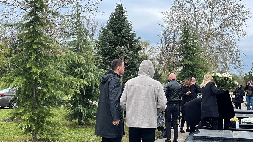 Porodica daje 40 dana Saši Popoviću