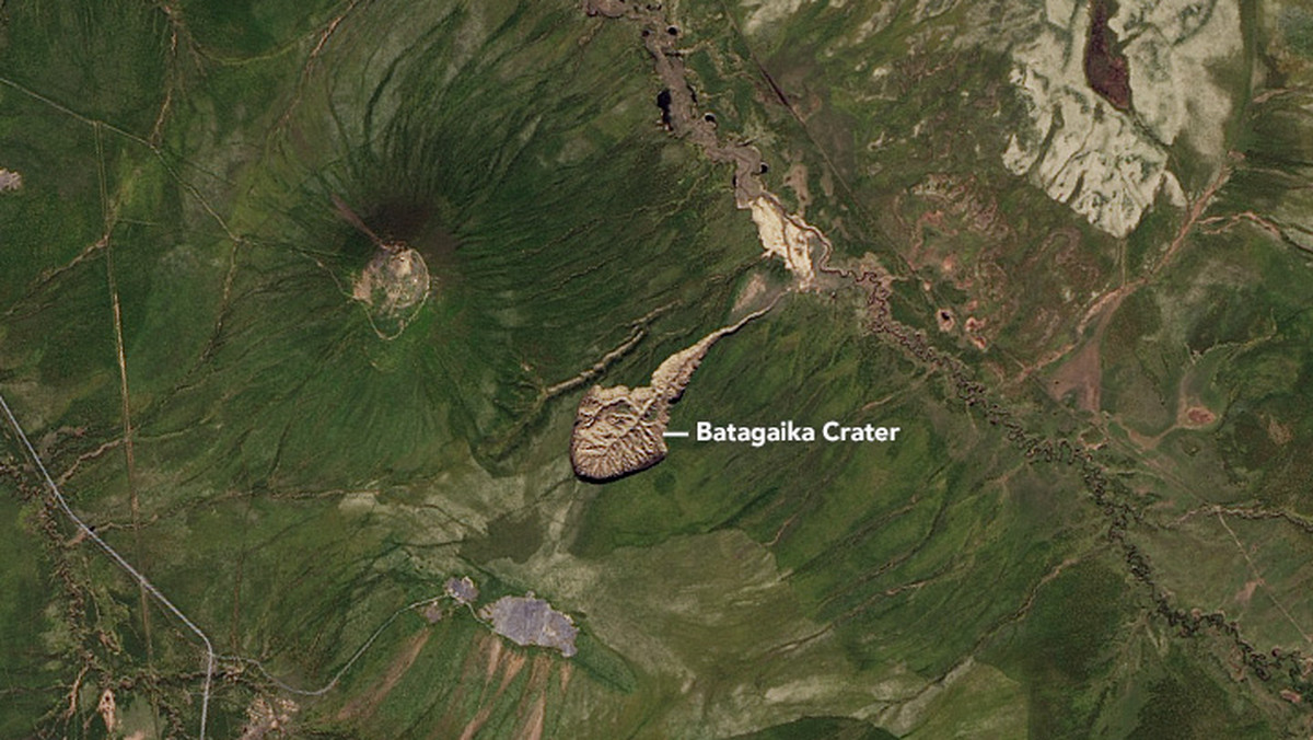 Rosyjski krater staje się coraz większy. Miejscowi nazywają to "wrotami do piekieł"
