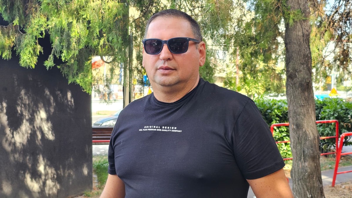 Taki dovezao Maju na Pink