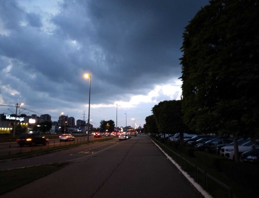 oblačno oblaci Beograd pokrivalica