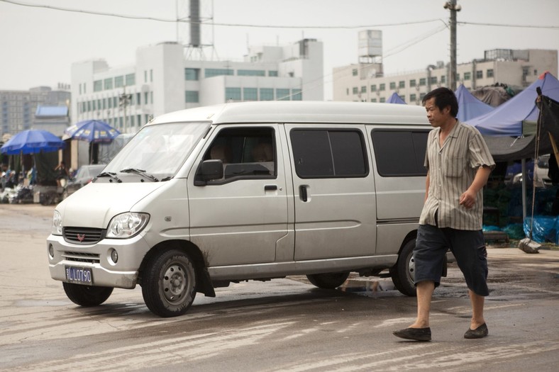 4. miejsce chiński Wuling Zhiguang. Ten van zbudowany na bazie suzuki znalazł 768.870 nabywców.