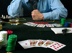 Polacy w szponach internetowego hazardu