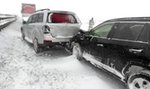 Gigantyczny karambol na autostradzie. Aż trzeba było zamknąć drogę. Co ta zima wyprawia! 