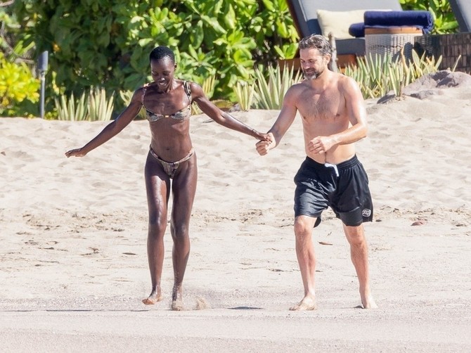 Lupita Njongo i Džošua Džekson