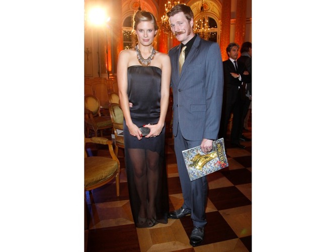 Gwiazdy na gali Wiktory 2011: Julia Pietrucha i Ian Dow.