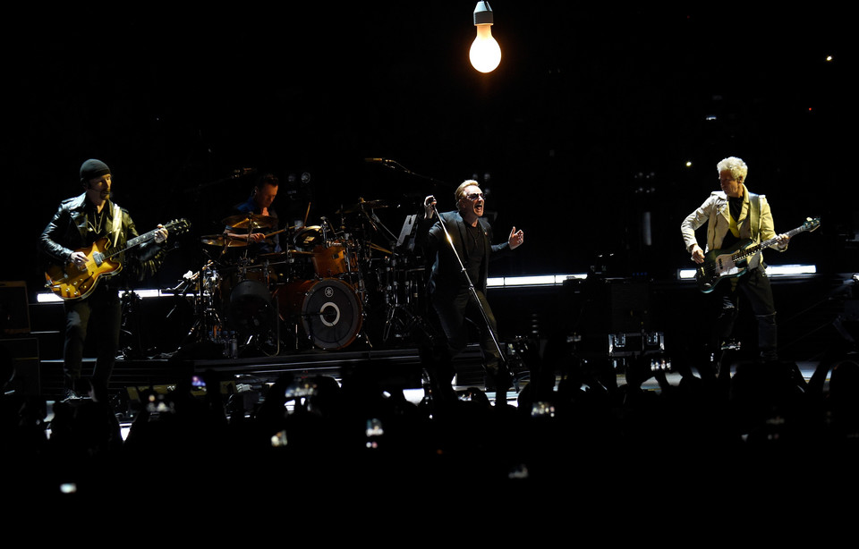 U2 w Vancouver (fot. Kevin Mazur)