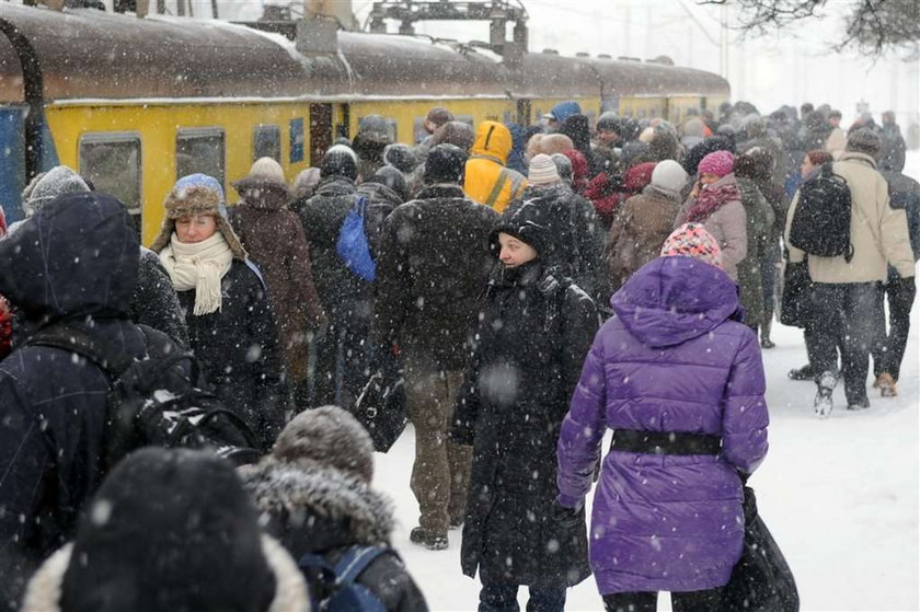 Paraliż na kolei. Rozkłady nie obowiązują