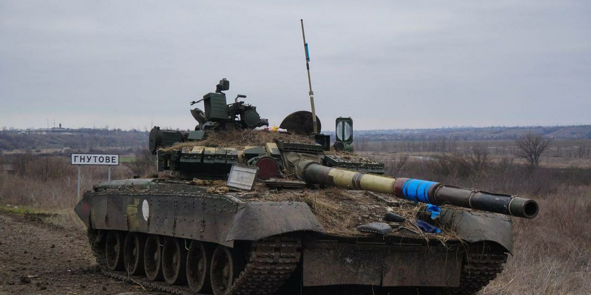 Nowa dostawa amunicji artyleryjskiej z USA wystarczy Ukrainie zaledwie na tydzień. A co potem?