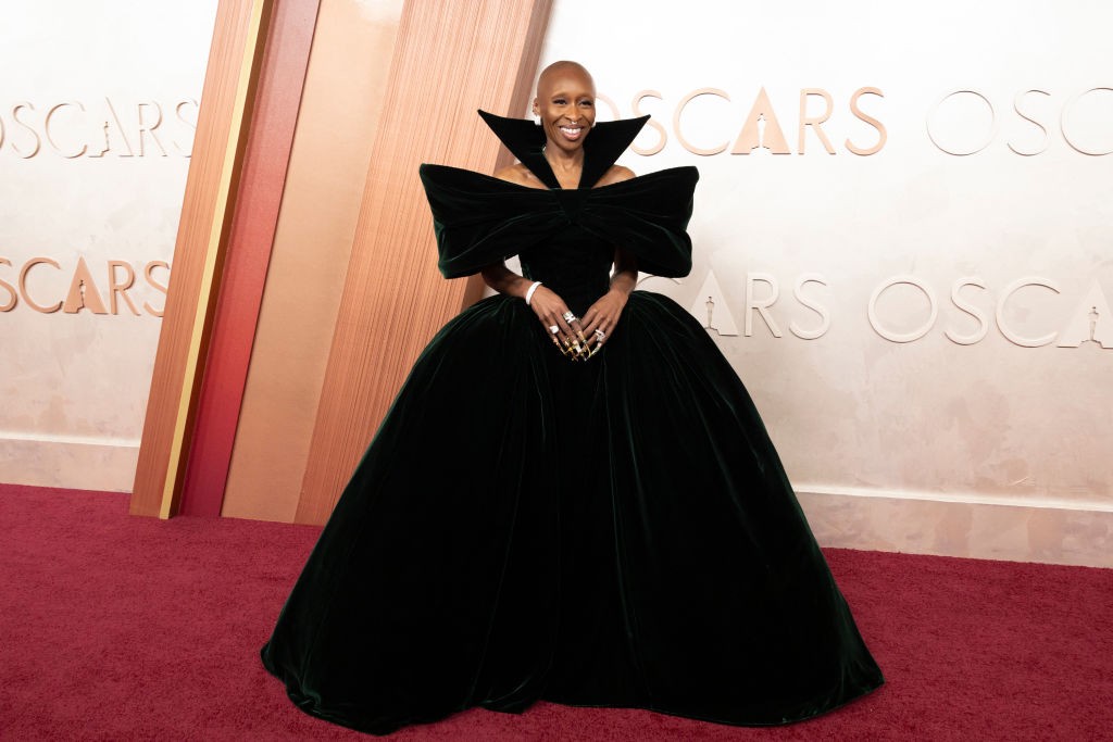 Cynthia Erivo egy látványos, méregzöld Louis Vuitton kreációban vonzotta magára a tekinteteket.