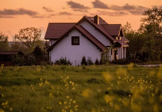 Były mąż sprzedał połowę ich wspólnego domu. Teraz rozwódka ma problemy