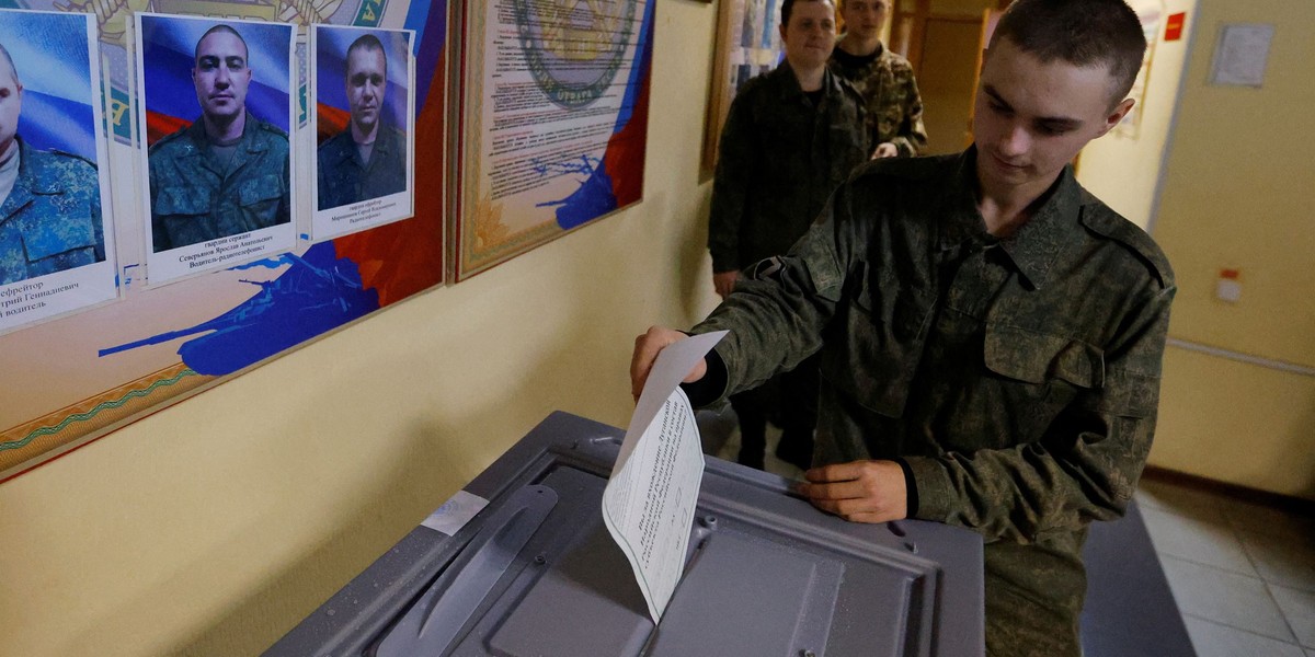 Trwają pseudoreferenda w okupowanych terenach Ukrainy.