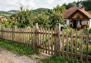Ograde iz 60-ih se vraćaju u dvorišta