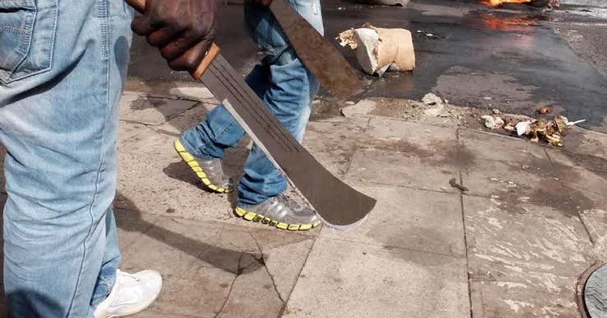 Gory scene as Ogun cultists hang rival's head on bridge, take away his body - Vimarsana News