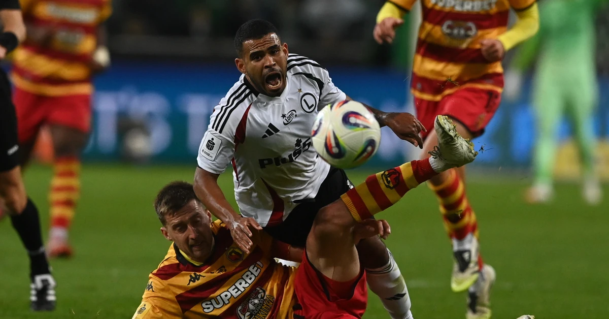 Czy Legii w meczu z Jagiellonią należały się rzuty karne? Znów są kontrowersje sędziowskie