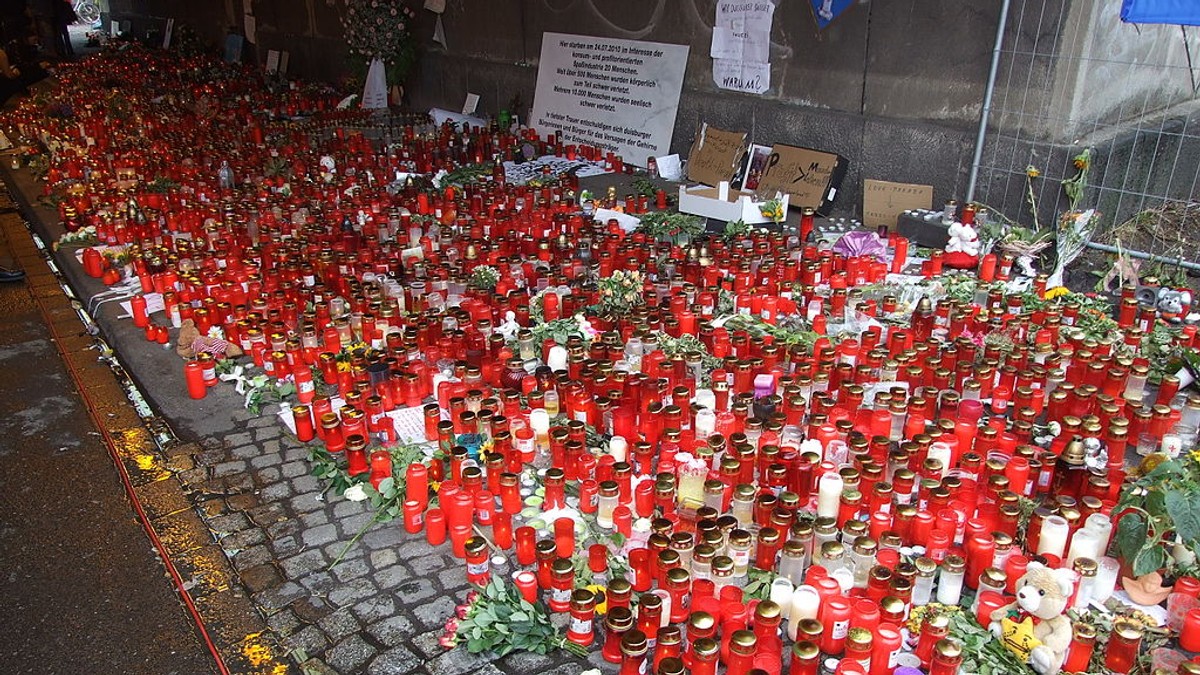 Parada ljubavi katastrofa3  foto wikipedia