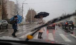 Niżowa pogoda w całej Polsce. Jak to wpływa na organizm?