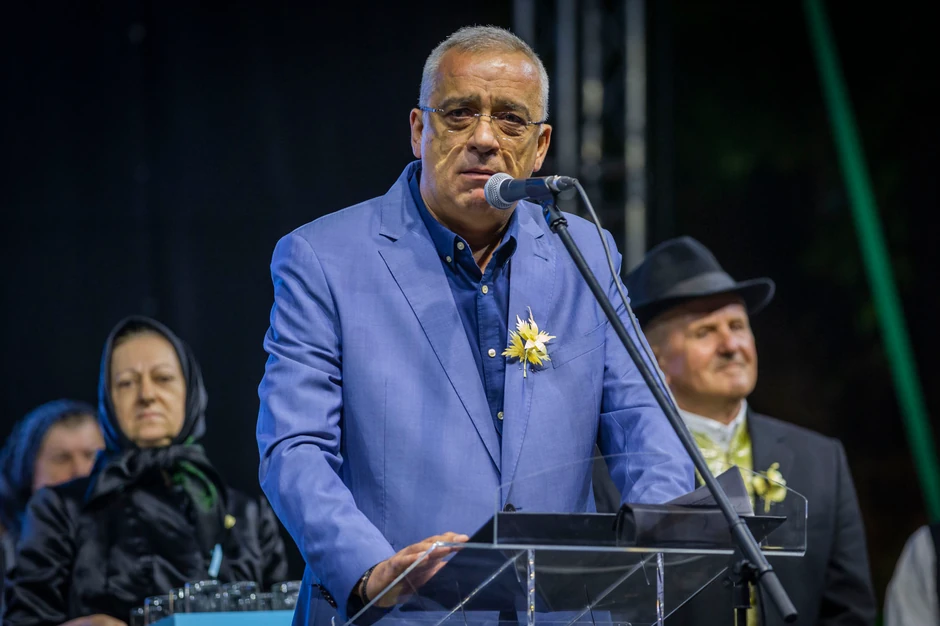 Gradonačelnik Stevan Bakić kaže da Bunjevci već četiri godine žive na ovim prostorima