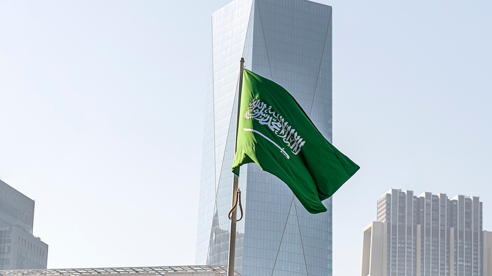 Saudskej Arábii za podarilo odvrátiť dronový útok na veľké ropkné pole