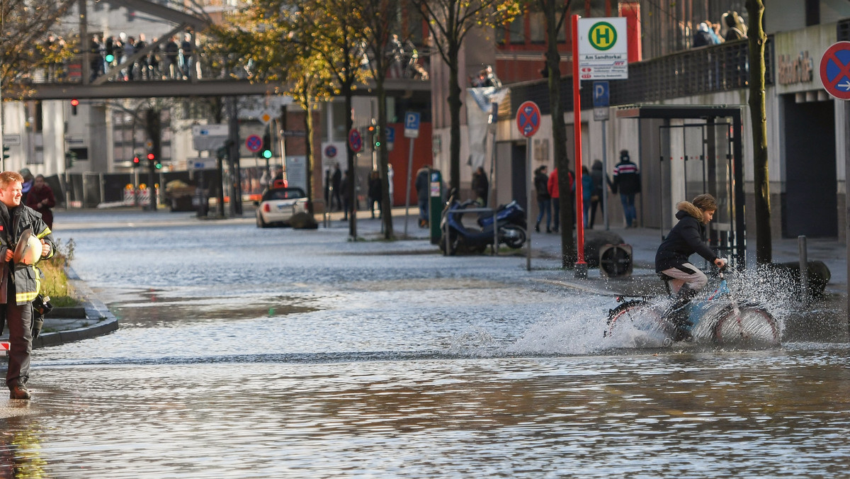 GERMANY WEATHER STORM HERWART (Storm Herwart in Hamburg)