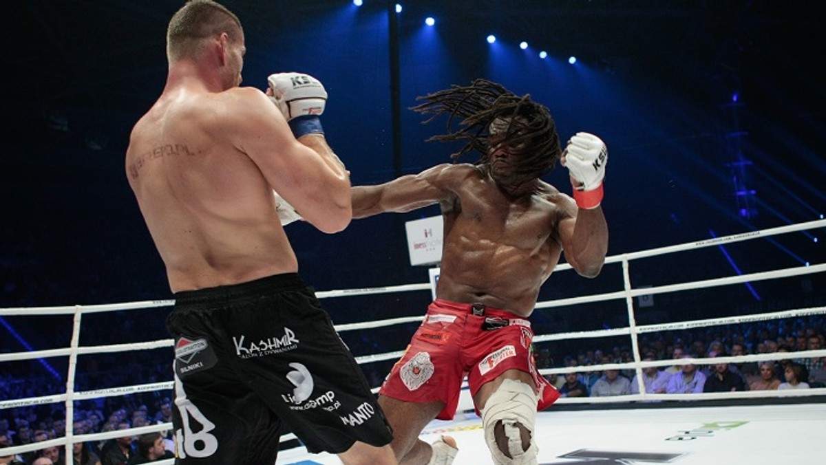 Były mistrz KSW w wadze półciężkiej i pogromca Jana Błachowicza Rameau Thierry Sokoudjou (17-14, 11 KO, 1 Sub) powraca do Federacji KSW, by jeszcze raz powalczyć o mistrzowski pas. Już 1 października na KSW 36 w Zielonej Górze „Afrykański Zabójca” zmierzy się z jedną z najmłodszych gwiazd polskiego MMA Tomaszem Narkunem (12-2, 10 KO, 2 Sub), w jego drugiej obronie mistrzowskiego tytułu. Druga pula biletów na trybuny KSW 36 jest już od dzisiaj dostępna na eBilet.pl i aBilet.pl.