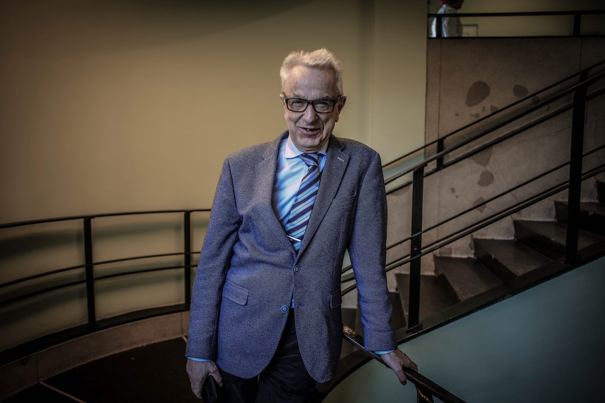 Profesor Zbigniew Lew-Starowicz