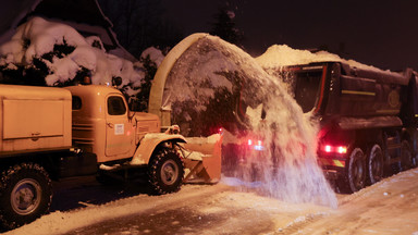Akcja wywożenia śniegu z Zakopanego. Już blisko 500 ciężarówek
