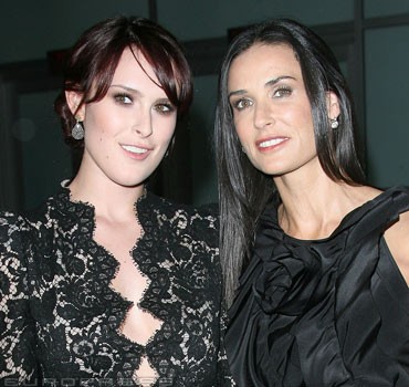 35653_demi-moore-rumer-willis-anya-lanya-sl-d000256781957efd6b0cd