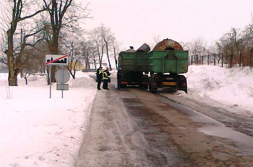 Ten chłopiec spotkał śmierć na drodze