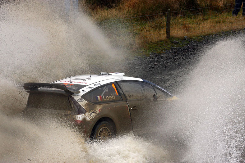 Rajd Wielkiej Brytanii 2009: mistrz świata Loeb w akcji - fotogaleria Rallyworld©Willy Weyens