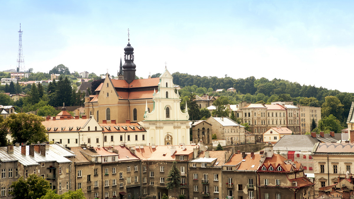 16 kapel z różnych stron Polski weźmie udział w 38. Ogólnopolskim Festiwalu Kapel Folkloru Miejskiego im. Jerzego Janickiego, który rozpocznie się w sobotni wieczór w Przemyślu (Podkarpackie). Jest to najstarsza tego typu impreza w Polsce.