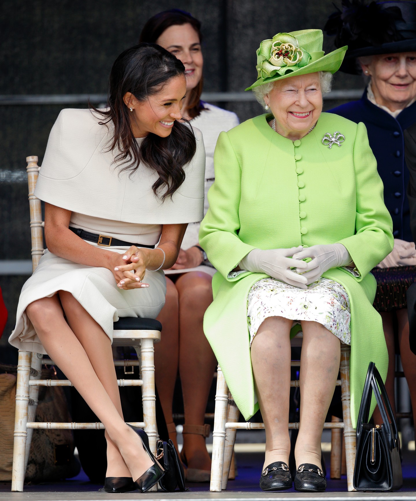 Meghan Markle nem egyszer ment szembe a kalapviselés szabályaival, annak ellenére, hogy bizonyos eseményeken a kalap bizony elvárt kiegészítő a királyi nők számára