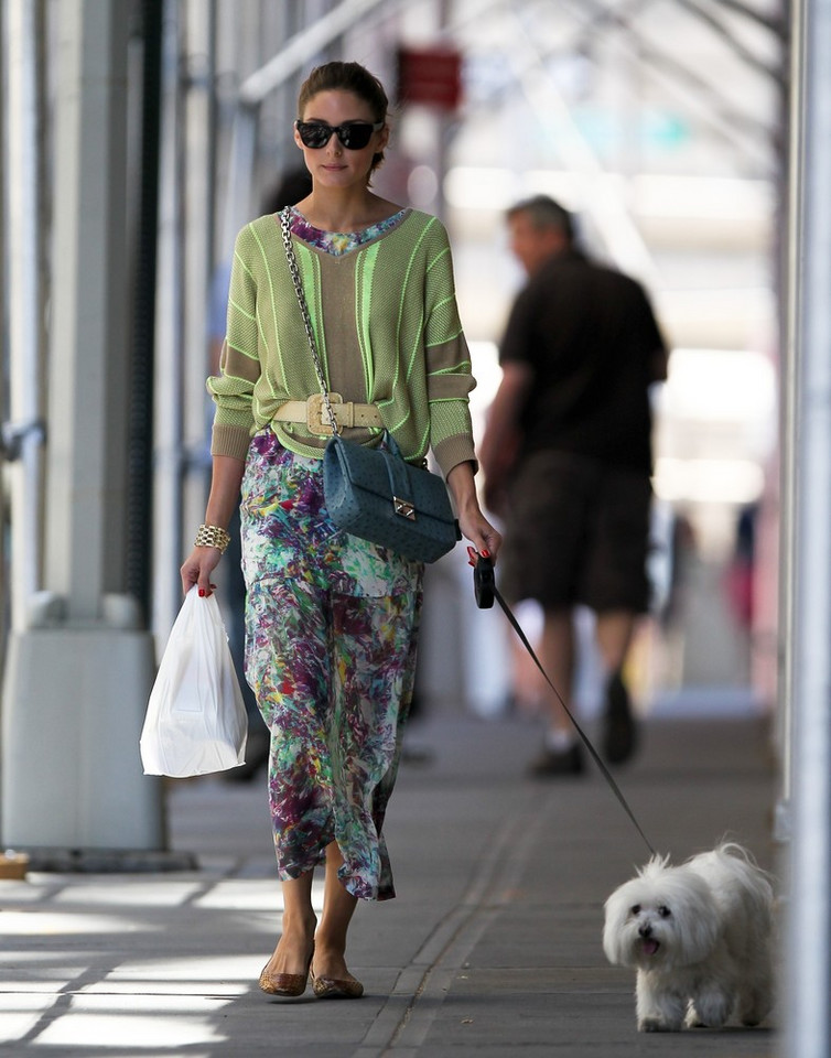 Spodnie w kwiaty Miranda Kerr/ fot. East News