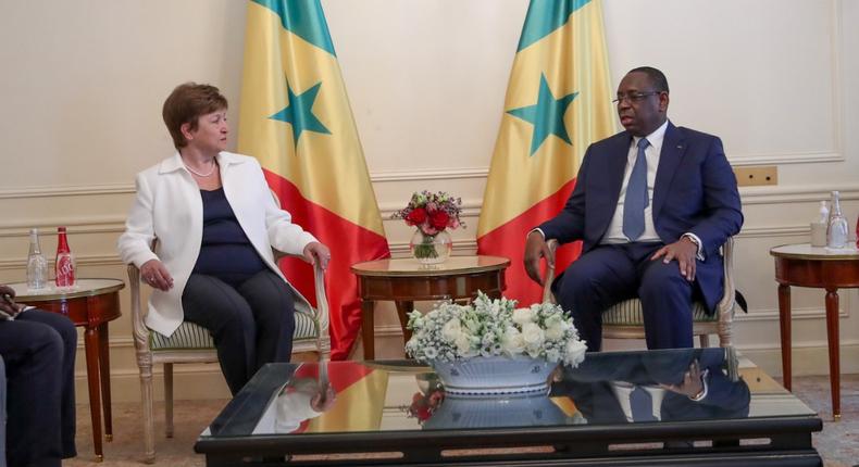 Le Président Macky Sall reçoit en audience la Directrice générale du FMI, Kristalina Georgieva, lors du Sommet sur le financement des économies africaines post-Covid 19 à Paris, le 19 mai 2021.