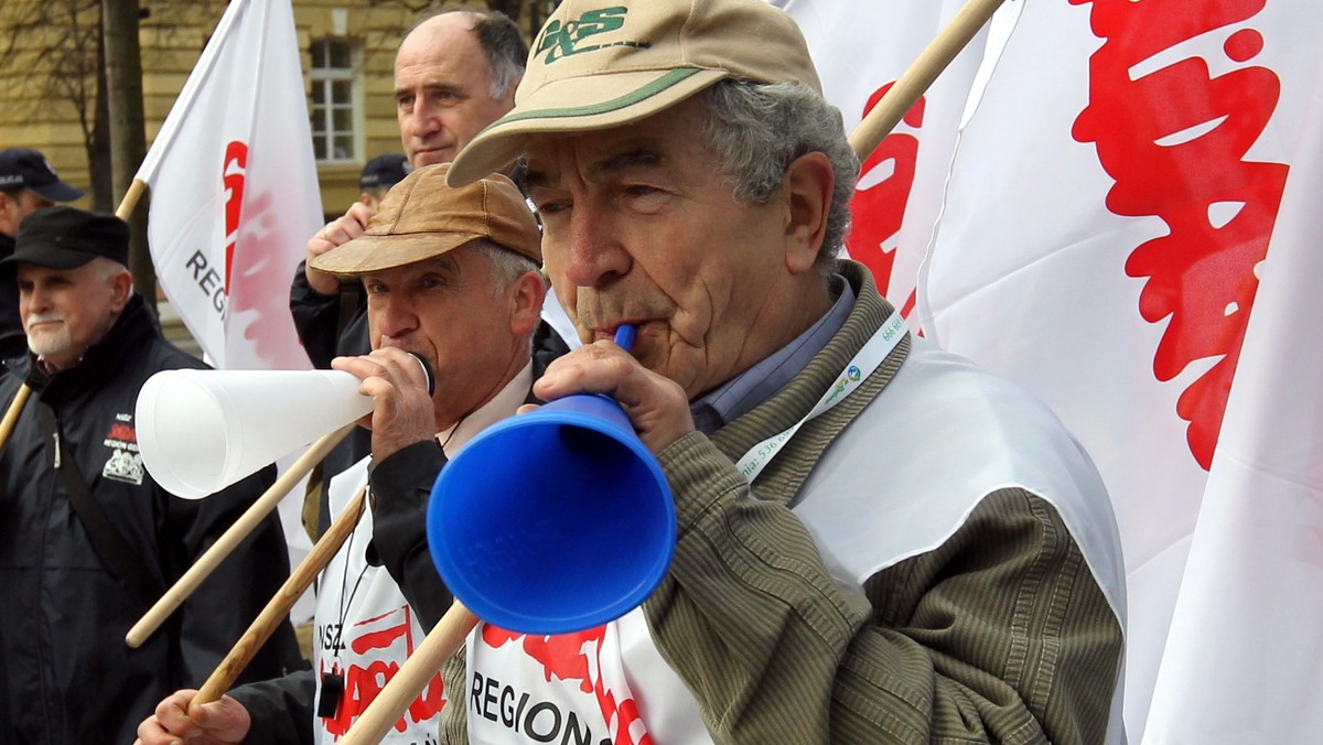 WARSZAWA KPRM PROTEST NSZZ SOLIDARNOŚĆ EMERYTURY