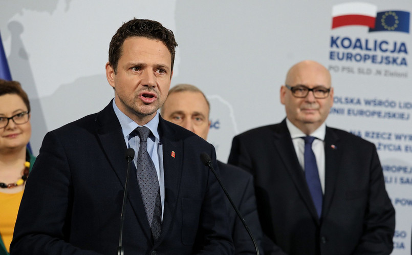 Trzaskowski: Słowa premiera o kosztach poniesionych przez samorządy na reformę edukacji to czysta bezczelność