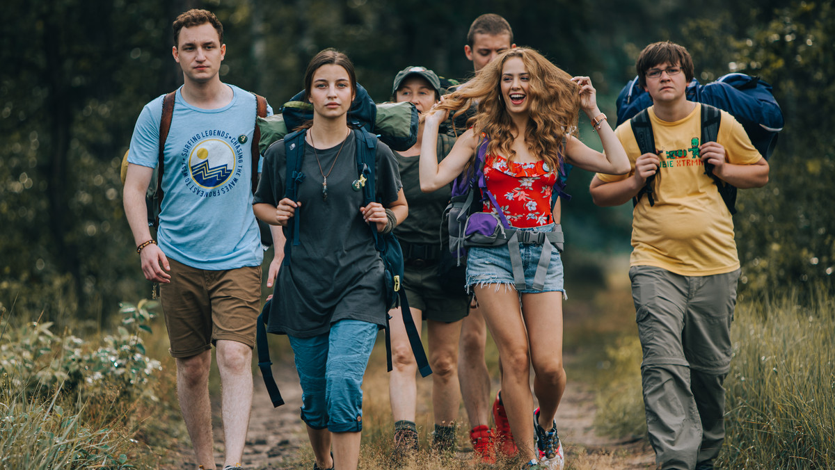 Julia Wieniawa na planie filmu "W lesie dziś nie zaśnie nikt"