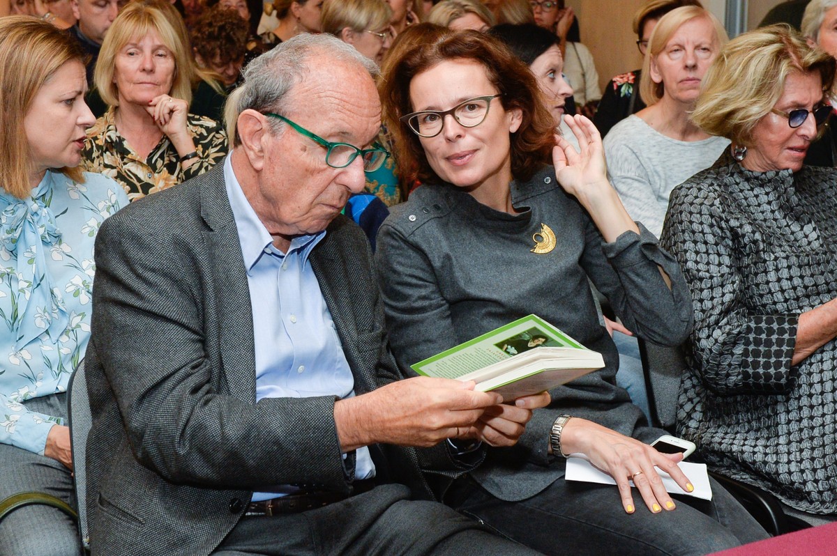 Agata Passent otrzymuje bardzo duże pieniądze co roku. To tantiemy po jej matce, czyli Agnieszce Osieckiej