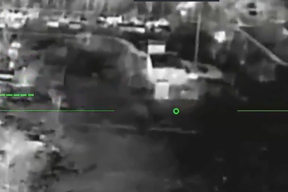 (VIDEO) UKRAJINSKI SPECIJALCI UNIŠTILI RUSKI "URAGAN" Snažni udari zabeleženi kamerom, odjekivale EKSPLOZIJE, oglasili se i o KLJUČNOM gradu: "Nisu uspeli"