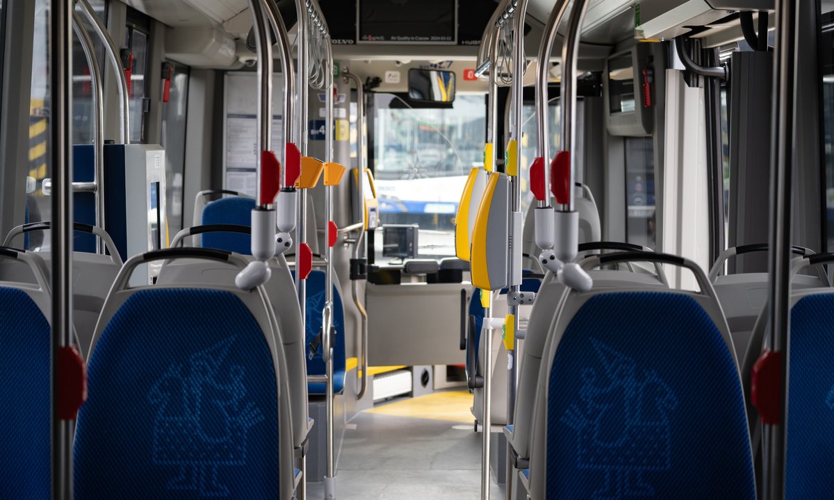 Będą zakazy w komunikacji. Już tak nie usiądziesz w autobusie czy tramwaju