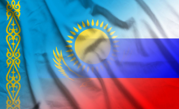 Flagi Rosji i Kazachstanu