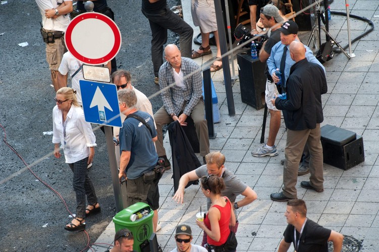 Bruce Willis na planie 'Szklanej pułapki 5'
