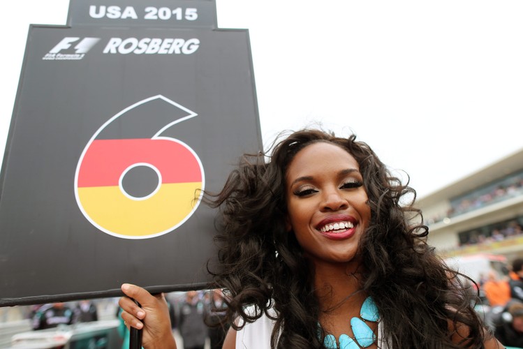 Piękne dziewczyny na torze Formuły 1 podczas Grand Prix USA