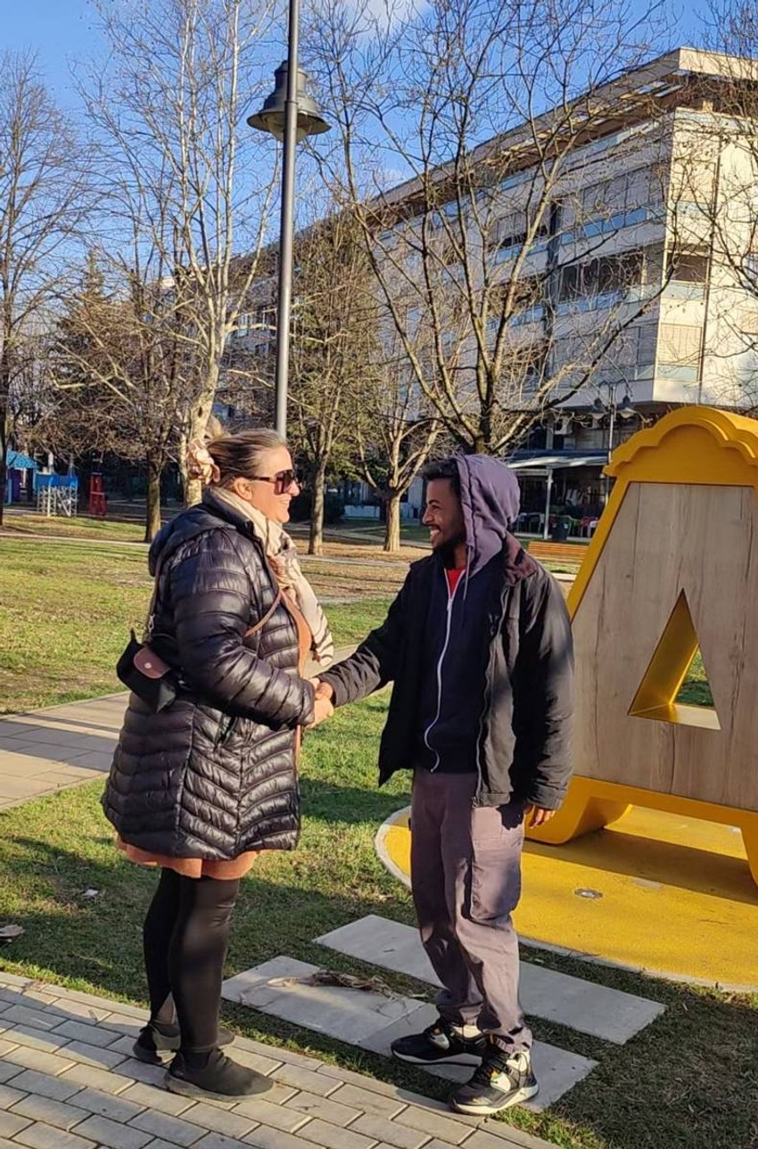 Doček u Banja Luci: Jelena i Ftsum u Ćiriličnom parku.