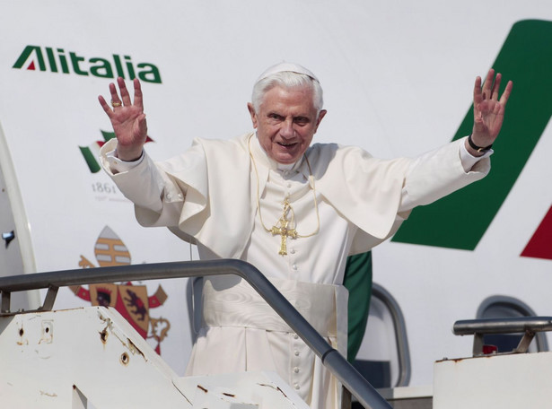 Benedykt XVI wyruszył w zagraniczną podróż