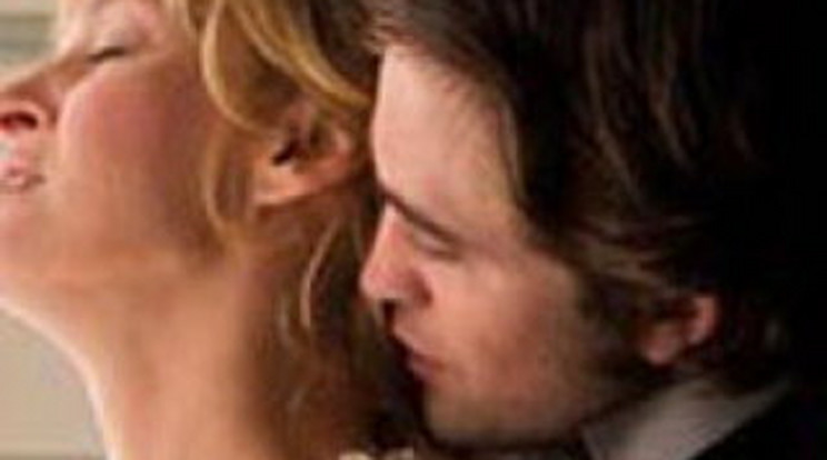 Ilyen Robert Pattinson szenvedélyes csókja