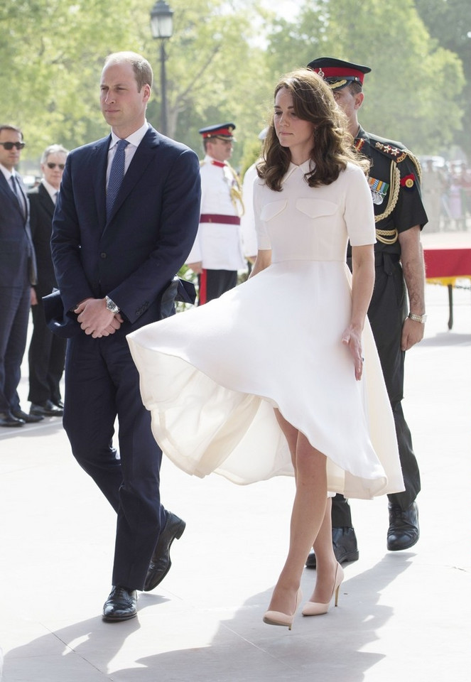 Kate Middleton (34 l.)