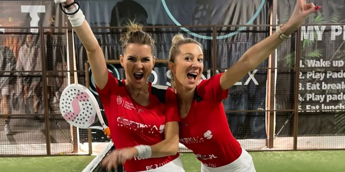 Agnieszka Radwańska i Marta Domachowska zamieniły tenis na padla.