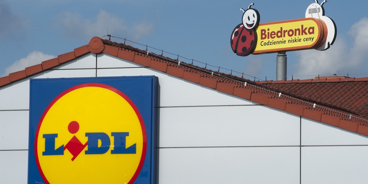 Lidl ma w Polsce ponad 740 sklepów, a Biedronka - ponad 3030. Obie sieci cały czas otwierają nowe placówki. 