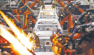 Robotyzacja nie zmniejszy liczby etatów. Wręcz przeciwnie [WYWIAD]